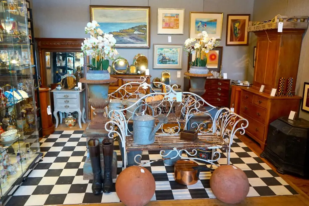 The Cotswolds Decorative Antiques and Art Fair